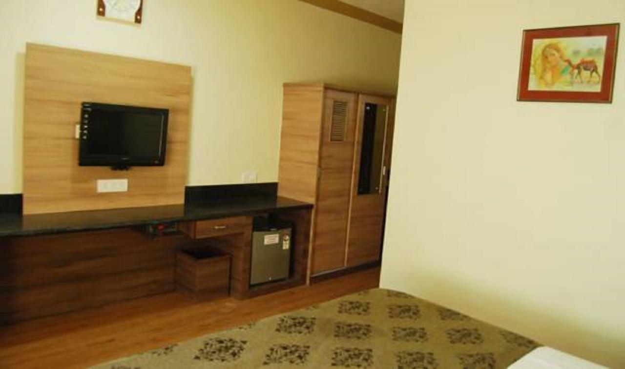 Hotel Savera Palace Mount Abu Luaran gambar