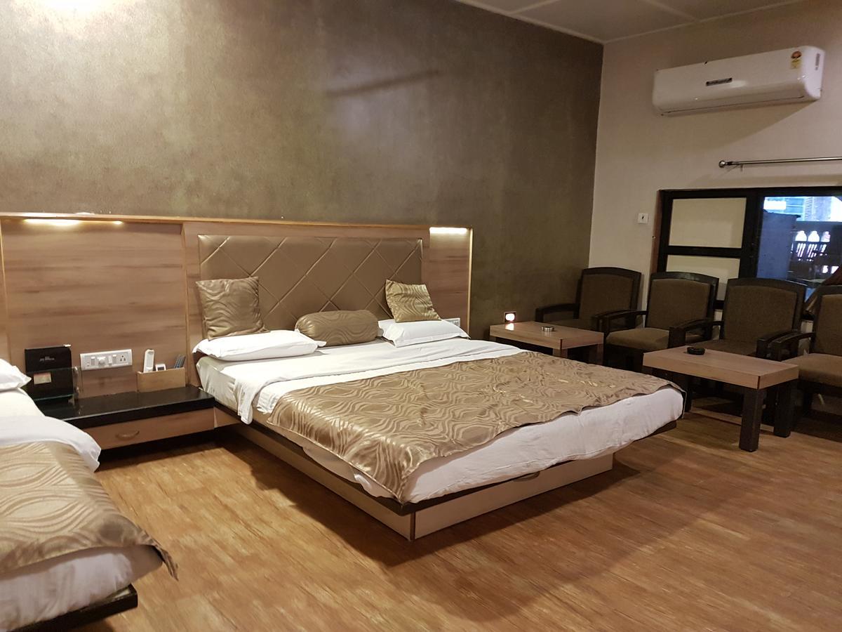 Hotel Savera Palace Mount Abu Luaran gambar